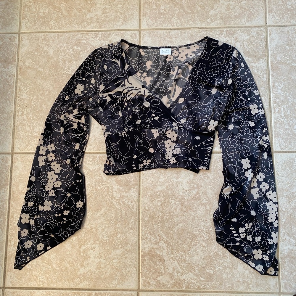 NWOT DRESSY CROP TOP